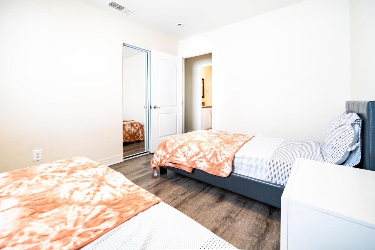 Large Condo Sleeps 10 Near Downtown Los Angeles Extérieur photo